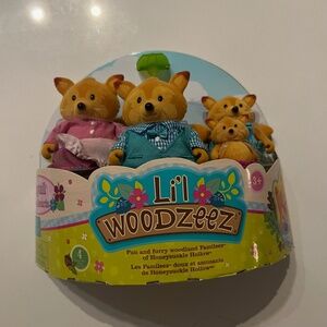 NEW Li'l Woodzeez - Tippytail Fox Family w Storybook 4pc set